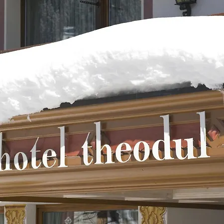 Theodul 4*